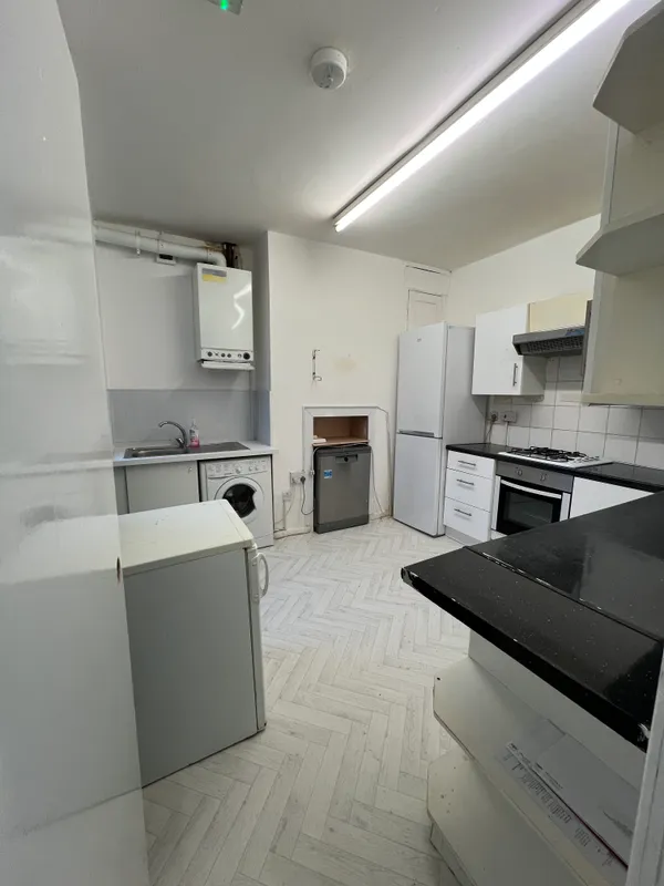 23 Bute Avenue: 7 bedroom student house NG7 1QB - Thumbnail 21